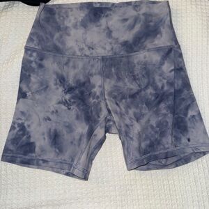 lululemon athletica Women's Tie-Dye Blue Bike Shorts
